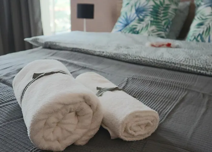 Premium - Witolda Sky 16th Floor - Self Check-in - Parking